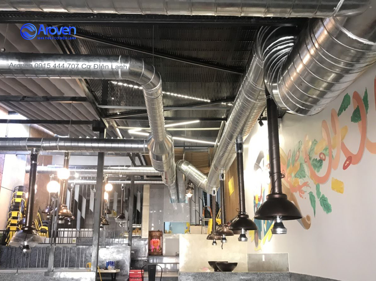 Aroven tư vấn, thiết kế, sản xuất và thi công hệ thống hút mùi bếp