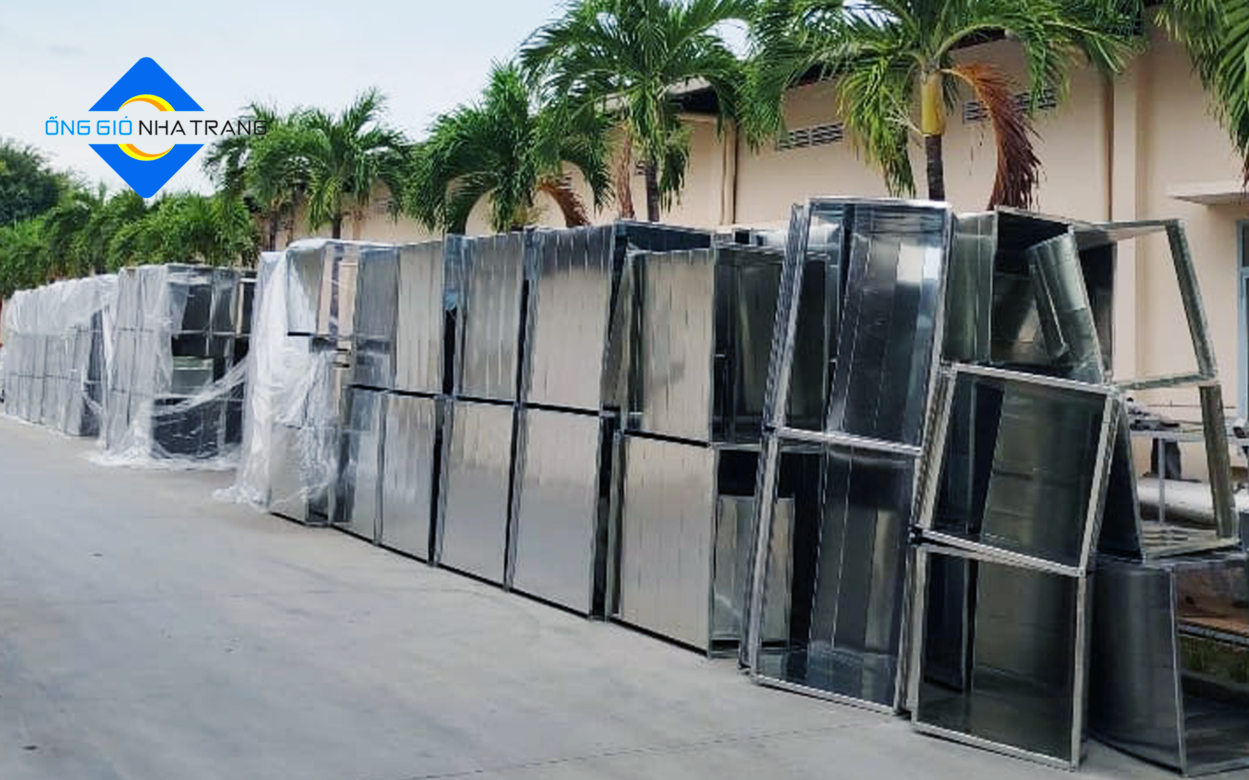 Công ty Ống Gió Nha Trang sản xuất, thi công hệ thống ống gió chuyên nghiệp & uy tín! Công ty Ống Gió Nha Trang sản xuất, thi công hệ thống ống gió chuyên nghiệp & uy tín!